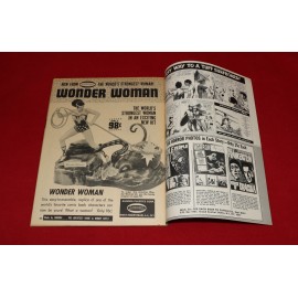 Monster Magazine Warren Monster World #9 Addams Family 1964