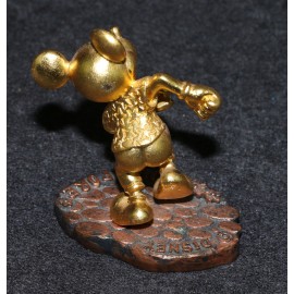 Disney Mickey Mouse Risis Singapore 24k Gold Plated Figurine