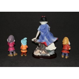 Disney Snow White & The Seven Dwarfs Figurine Set Monti Carlo Italy 13