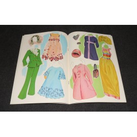 Paper Dolls 1967 That Girl Saalfield #1351 Original Unused Uncut