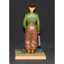 Aurora Model Built Up 1957 Figure Kit Guys Gals of All Nations Dutch Boy Box Pro