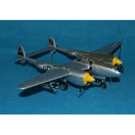 Monogram Model Airplane Kit 1973 P-38 Lightning Built Up