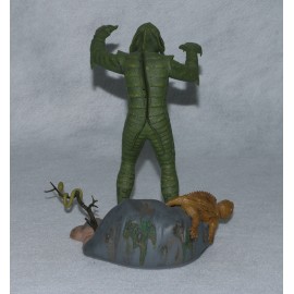 Monogram Model Built Up 2000 Creature From The Black Lagoon Aurora 1963 Reissue