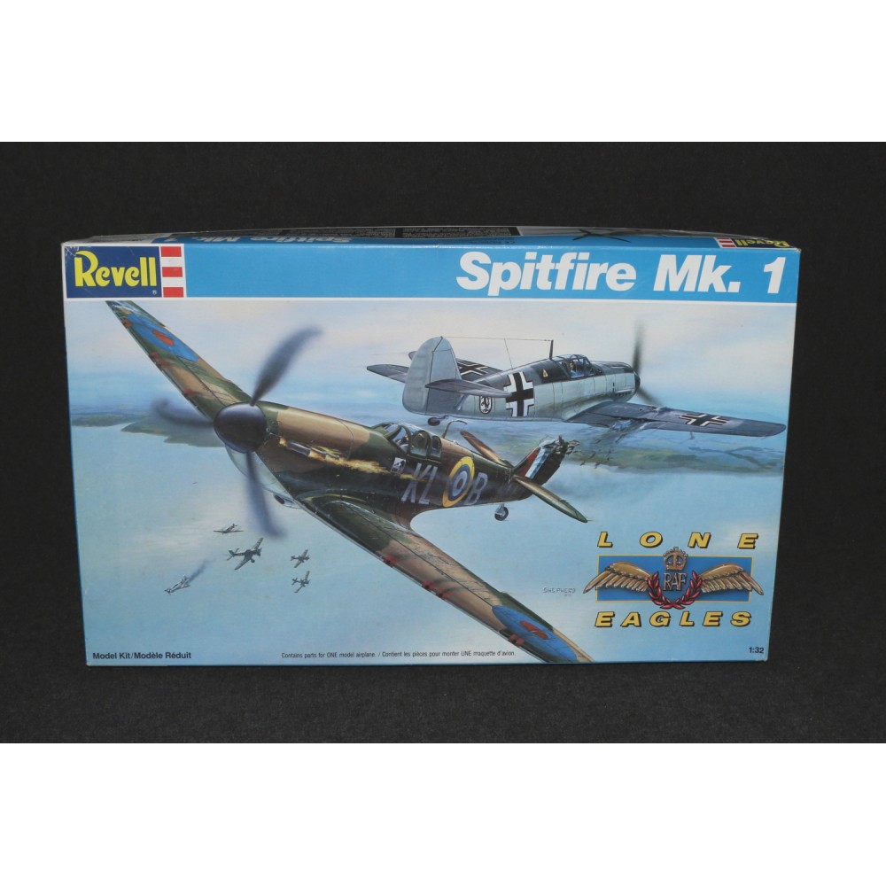 Revell Model Plane Spitfire Mk.1 Lone Eagles 1/32 4555 Sealed Parts Complete