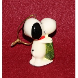 Peanuts Snoopy Determined Ceramic Ornament 1975 Wreath