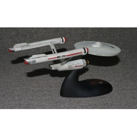 Star Trek 1998 The Ships of Statue Enterprise Legends in 3 Dimensions Boxed