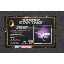 Star Trek 1998 The Ships of Statue Enterprise Legends in 3 Dimensions Boxed