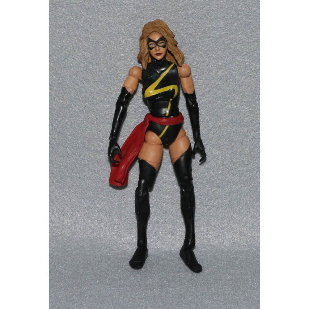 Toybiz Marvel Legends 2006 Ms Marvel Warbird Giant Man Series