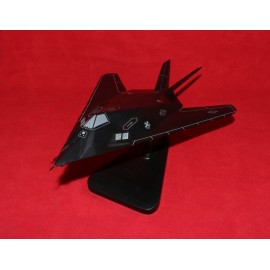 Desktop Model Plane Lockheed F-117 Nighthawk USAF 10 1/2